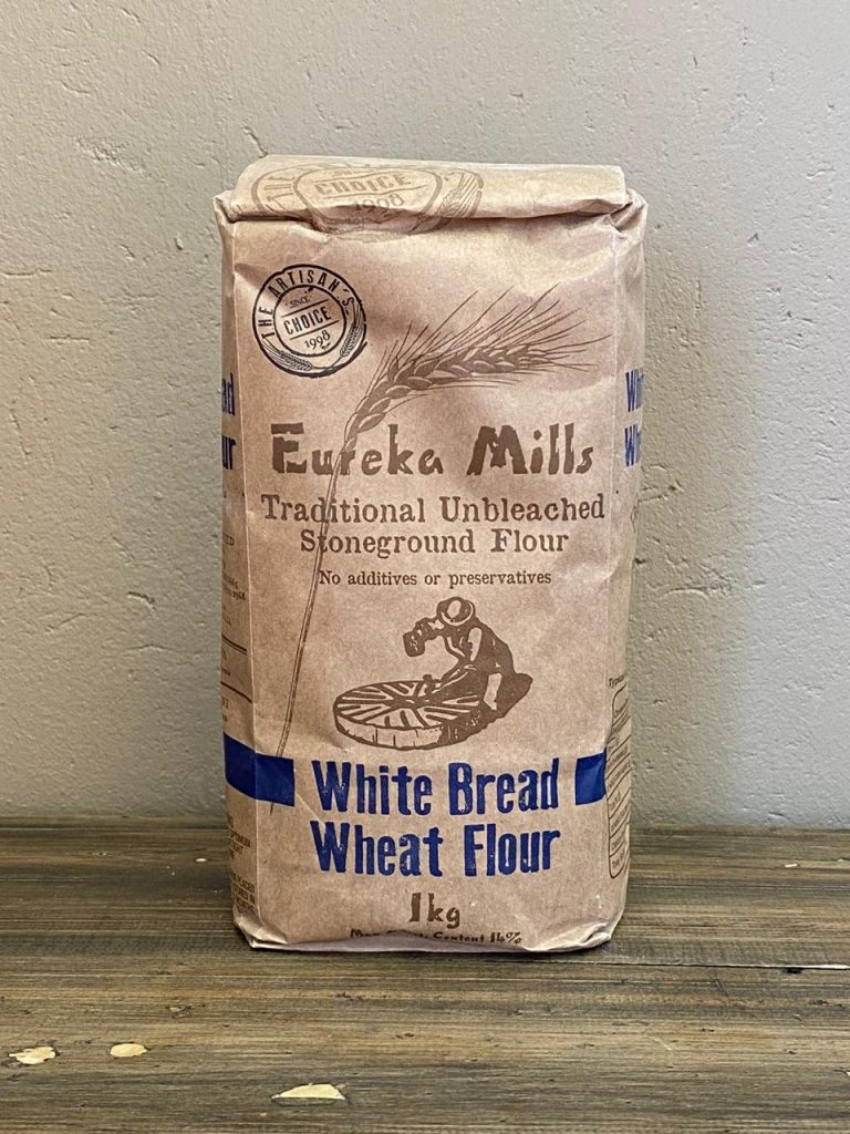 Eureka Mills White Bread Wheat Flour (1kg) Impala Vleis Brits™